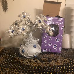 Silver And Purls Vase Decorations 