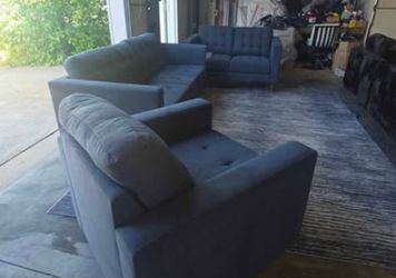 Clearance! Brand New Lifestyle Midnight Blue Sofa, Loveseat & Swivel Chair Set