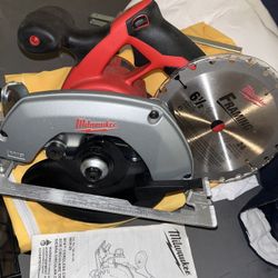 Milwaukee M18™️ CORDLESS CIRCULAR SAW