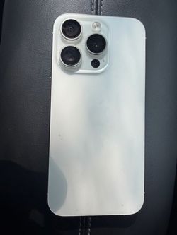 Unlocked Apple iPhone 15 Pro 256GB