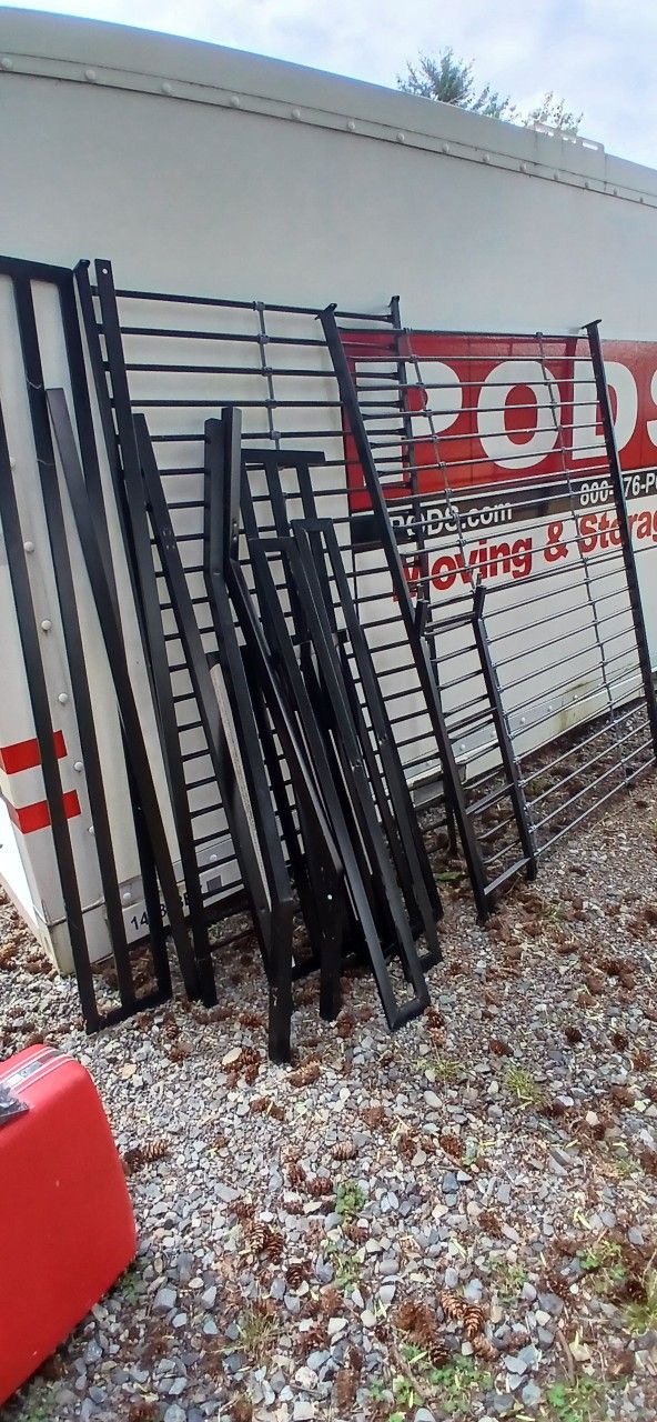 Metal Bunk Bed