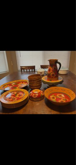 Pier 1 complete plate set