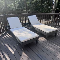 New Outdoor Lounge / Pool Chairs