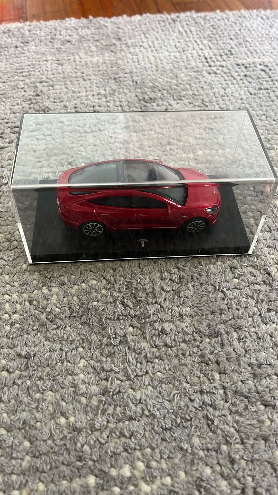Free Model Red Tesla