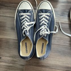 Men’s Size 11 Converse