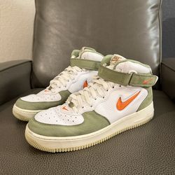 Nike Air Force 1 Mids Jewel Swoosh