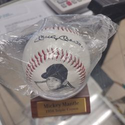 Micky mantle baseball in graved signature