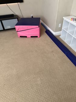 Gymnastics mat