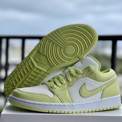 Jordan 1 Low Lime Light Green Size 9 Men for Sale in North Miami Beach FL OfferUp