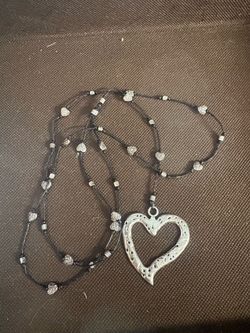 HAMMERED HEART NECKLACE