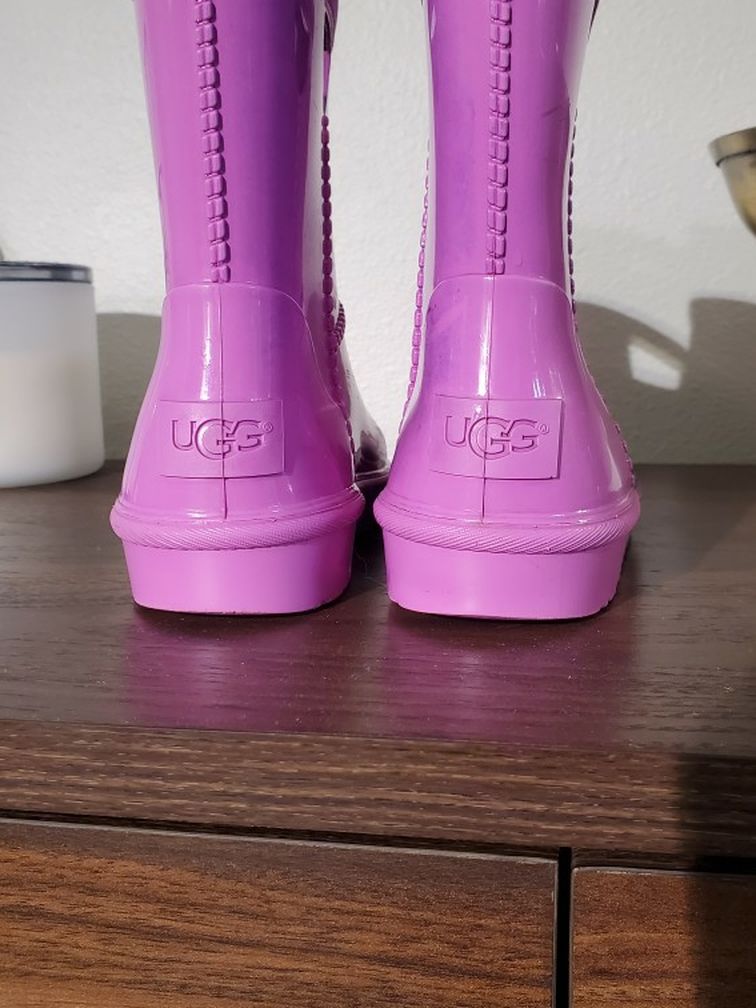 Little Girl Ugg Size 12