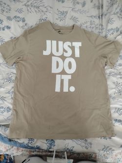 Nike just do it shirt tan