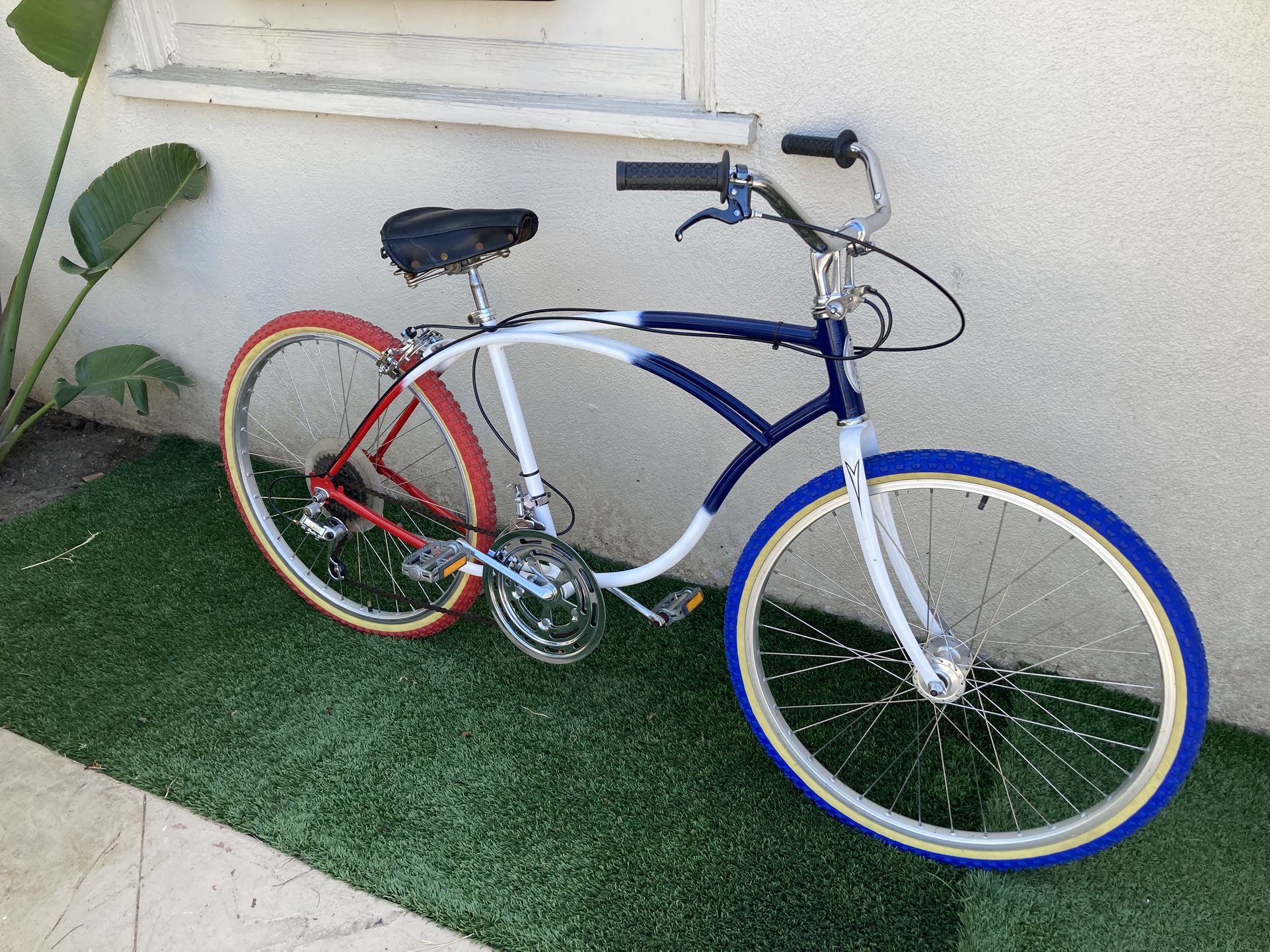 1981 Schwinn Klunker Cruiser.