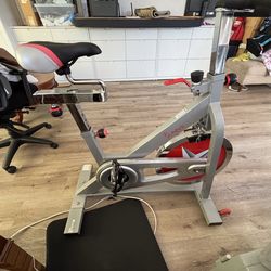 Fitness Pro ll stationary indoor cycling bike
