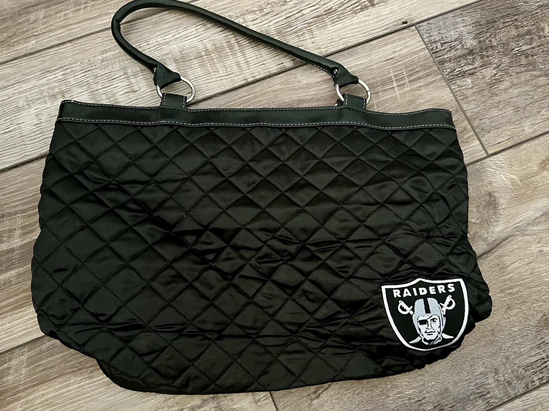 Women’s RAIDERS Zippered Tote Bag