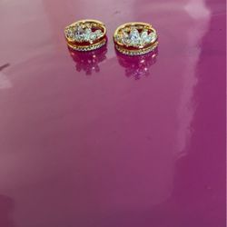 Gold Crown & Diamond Earrings 