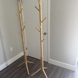 Clothes Hanger 