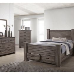 King Bed Frame With Storage Drawers (Free Delivery)
