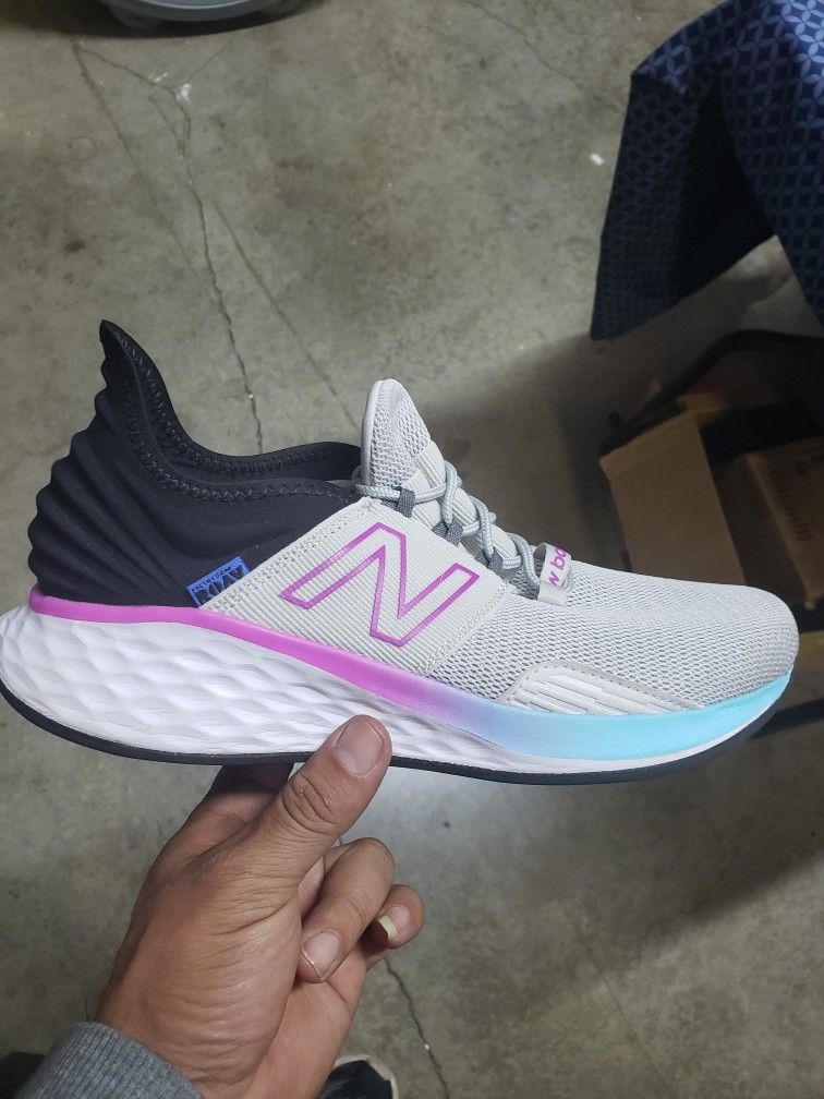 New Balance Fresh Foam Women Shoes Us Size 10