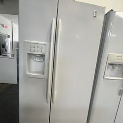 Refrigerador GE 36 Inch De Ancho