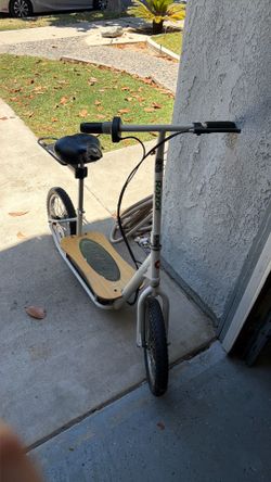 Razor frame