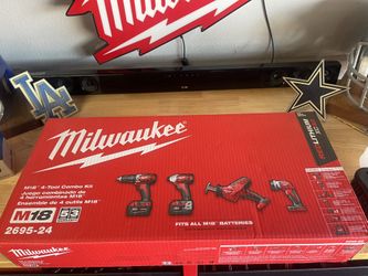 Milwaukee 4 Tool + 2 Batteries & Charger Combo Kit