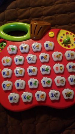 V tech 8 activity letters, time, spell etc excellent condition $15