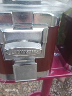 Old .25 Candy Machine