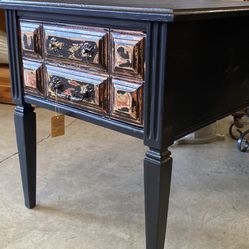 Gorgeous solid Wood vintage Tables With Drawers