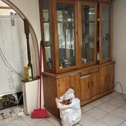 Solid Oak Cabinets