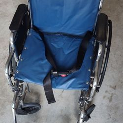 Wheel Chair For $30