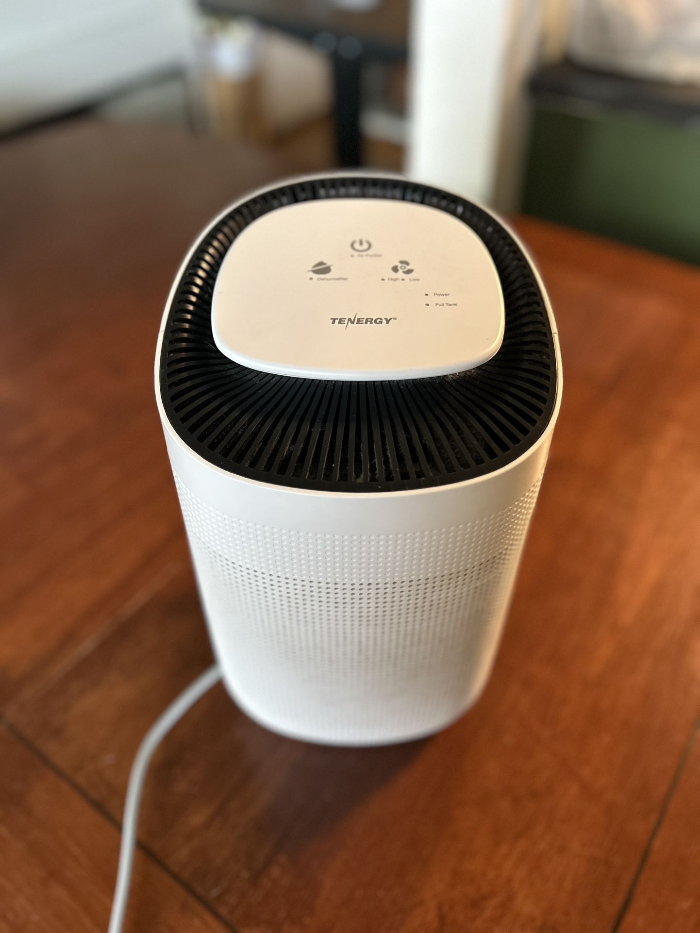 Small Room Dehumidifier/ Air Purifier