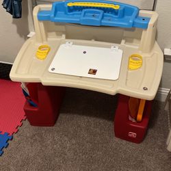 Kids Desk With Chair