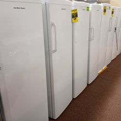 New 11.5 Cf Freezers Some May Have A Scratch Or Two Some Don't But All Work Great $30 Delivery!! Milwaukee 