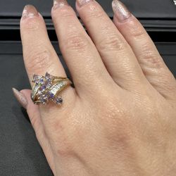 10k NAT DIAMOND RING 