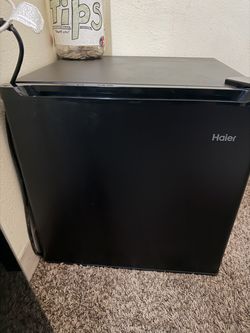 Haier Black Mini Fridge