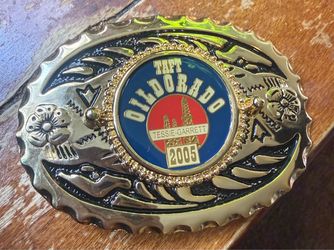 Gold tone western belt buckle