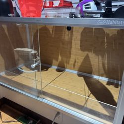 Reptile enclosure/habitat with many accessories that go with it!