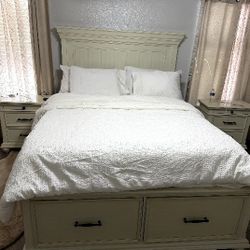 Queen Bed Frame, Mattress, 2 Drawers/night Stands