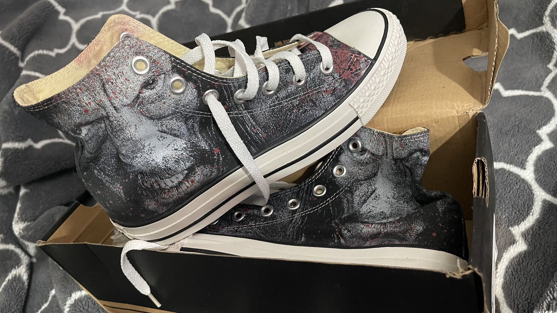 Custom Machete Kills Converse