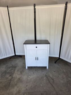 💥  Charging Station – Farmhouse  Cabinet 🚀🐠 — Condition: New (Open Box)