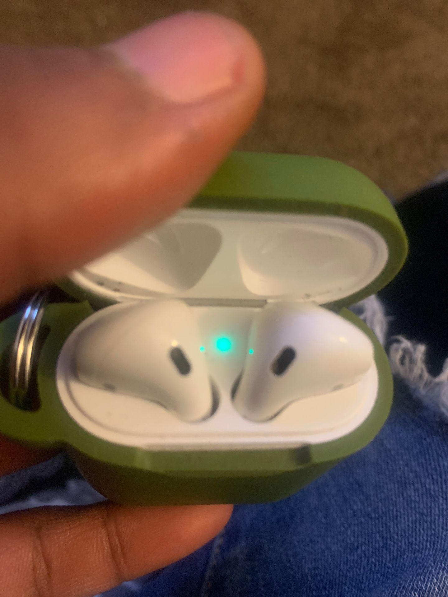 Apple AirPods generation 2