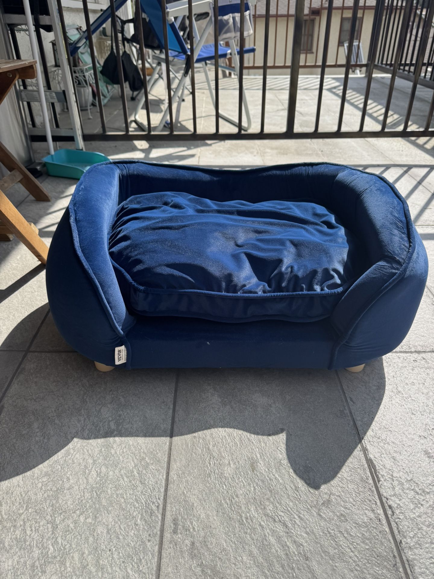 Dog or cat bed (Medium dog, Large Cat)