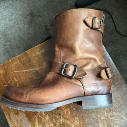 Frye boots Size 7.5