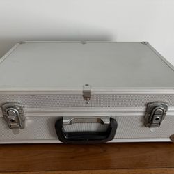Large hard aluminum silver transport case