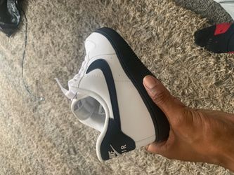 Worn for 2 hours size 11 1/2
