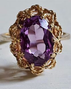 10k Gold Vintage Brutalist Caged Amethyst Ring