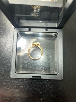 Diamond ring with 14k gold