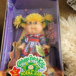Cabbage Patch Doll, Exclusive 