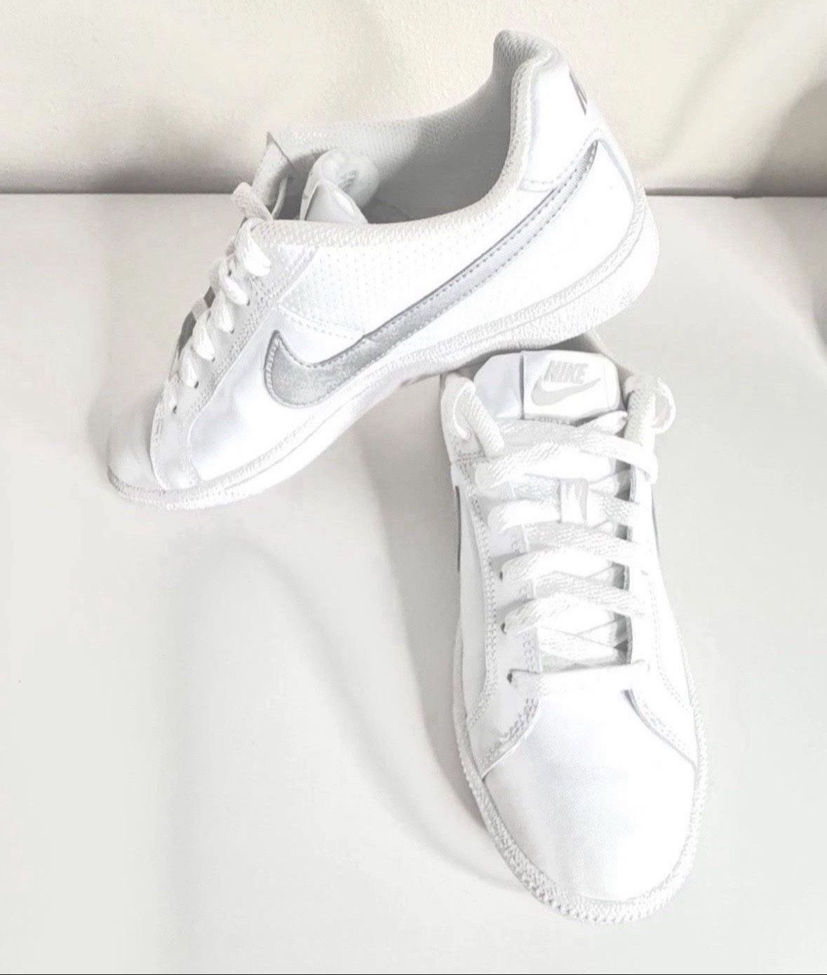 Nike Court Royale Women Athletic & Outdoor Shoes Tennis NEW